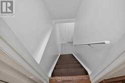 72 BOBOLINK ROAD | Hamilton Ontario | Slide Image Thirty-eight