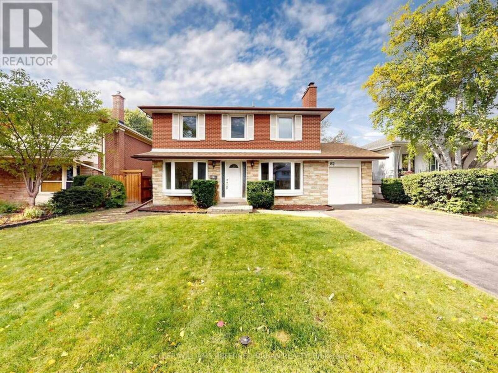 82 CROSSBOW CRESCENT, Toronto, Ontario M2J 3M4