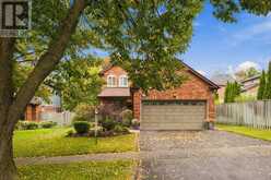 25 COULTON COURT | Whitby Ontario | Slide Image One