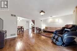 55 - 65 QUAIL VALLEY LANE | Markham Ontario | Slide Image Nine