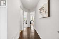 4 - 71 PUCCINI DRIVE | Richmond Hill Ontario | Slide Image Nineteen