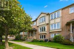 4 - 71 PUCCINI DRIVE | Richmond Hill Ontario | Slide Image One