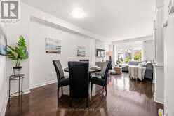 4 - 71 PUCCINI DRIVE | Richmond Hill Ontario | Slide Image Nine