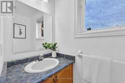17 PRINCE DRIVE | Bradford West Gwillimbury Ontario | Slide Image Thirteen