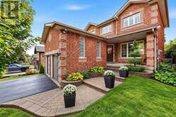 17 PRINCE DRIVE | Bradford West Gwillimbury Ontario | Slide Image Two