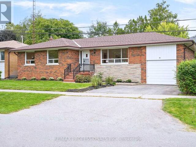 45 FERNALROY BOULEVARD Toronto Ontario, M8Z 3W2 - 3 Bedrooms Home For Sale