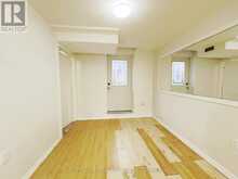 5615 WHITEHORN AVENUE | Mississauga Ontario | Slide Image Thirty-six
