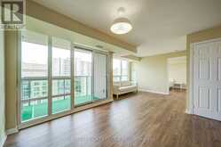 1502 - 208 ENFIELD PLACE | Mississauga Ontario | Slide Image Nine