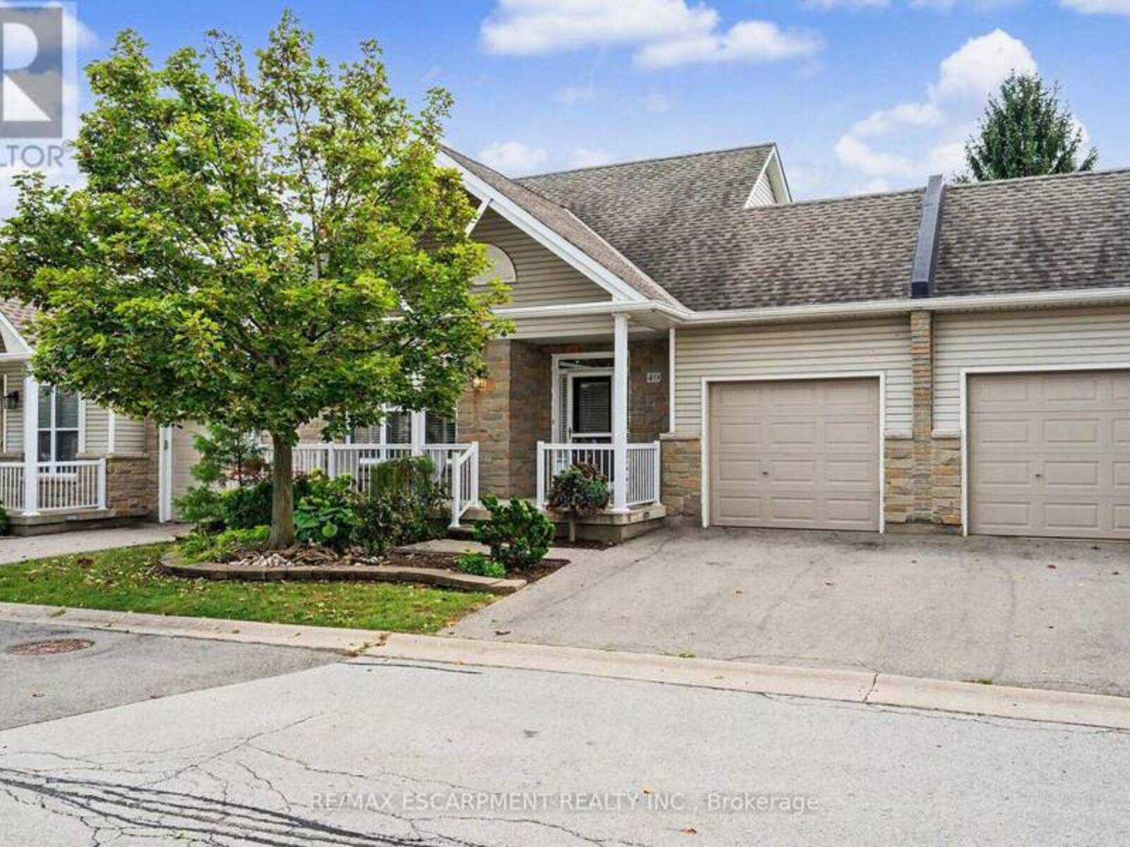 49 - 20 KITTY MURRAY LANE, Hamilton, Ontario L8K 1L7