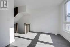 122 GREEN GARDENS BOULEVARD | Toronto Ontario | Slide Image Five