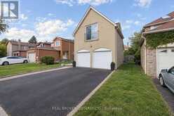 22 RAVENSCROFT ROAD | Ajax Ontario | Slide Image Three
