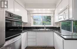 251 THIRD LINE | Oakville Ontario | Slide Image Seventeen