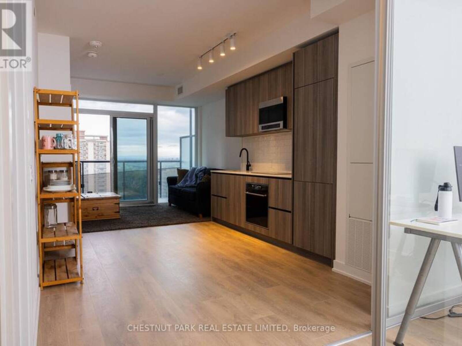 1807 - 117 BROADWAY AVENUE, Toronto, Ontario M4P 1V3