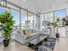 3509 - 88 BLUE JAYS WAY | Toronto Ontario | Slide Image Twelve