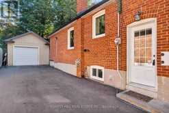 37 CYNTHIA ROAD | Toronto Ontario | Slide Image Thirty-six