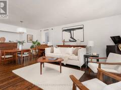 37 CYNTHIA ROAD Toronto Ontario, M6N 2P8