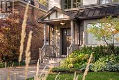 84 HUMBERVALE BOULEVARD | Toronto Ontario | Slide Image Six