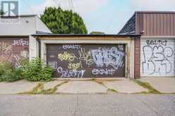 492 MANNING AVENUE | Toronto Ontario | Slide Image Forty