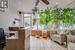 492 MANNING AVENUE | Toronto Ontario | Slide Image Nine