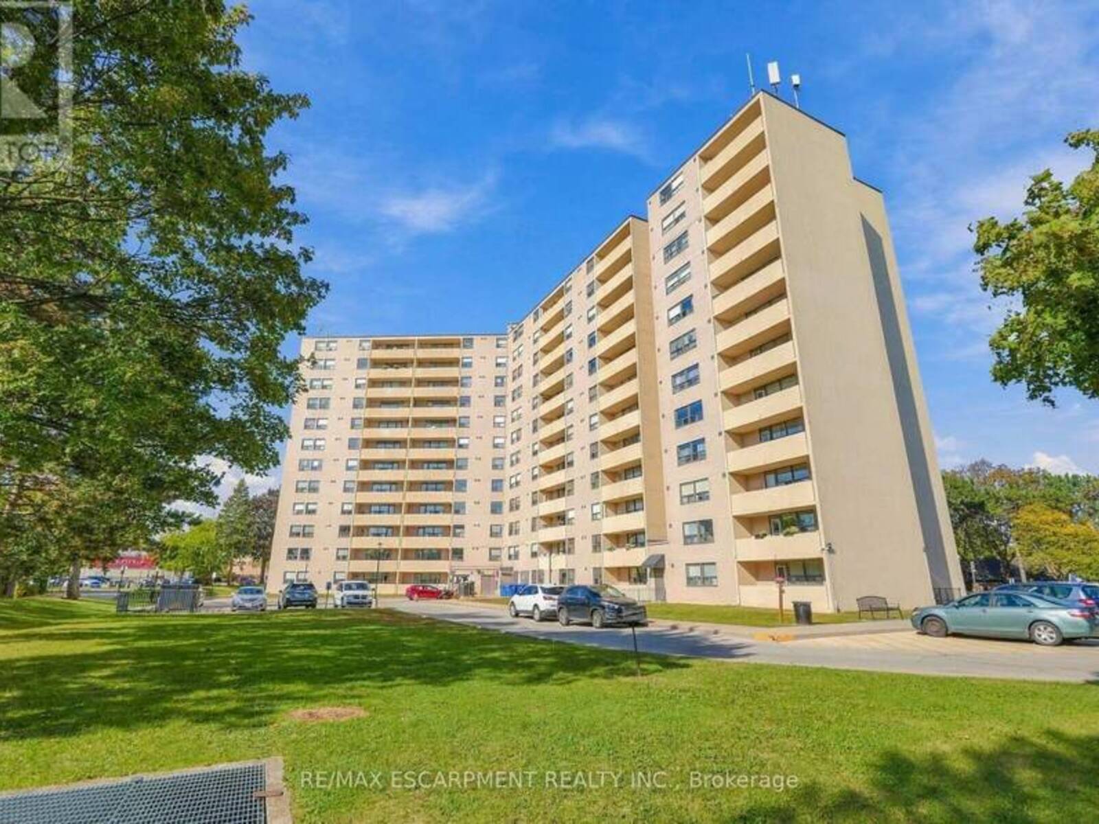 1111 - 700 DYNES ROAD, Burlington, Ontario L7N 3M2