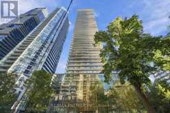1405 - 33 CHARLES STREET | Toronto Ontario | Slide Image One