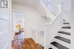 32 THOME CRESCENT | Toronto Ontario | Slide Image Thirteen