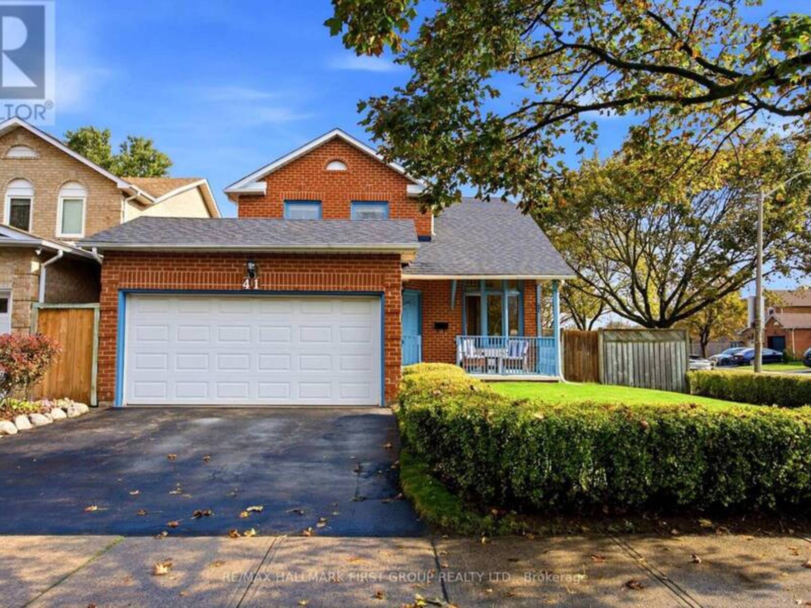 41 PEARCE DRIVE, Ajax, Ontario L1T 2M6