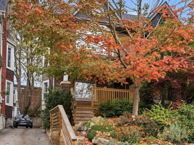 6 SANDFORD AVENUE Toronto Ontario, M4L 2E7 - 4 Bedrooms Home For Sale