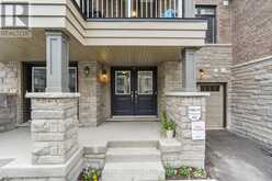 92 WILLIAM SHEARN CRESCENT | Markham Ontario | Slide Image Three