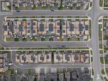 92 WILLIAM SHEARN CRESCENT | Markham Ontario | Slide Image Forty