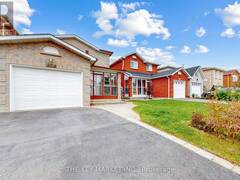 238 LECH WALESA DRIVE Mississauga Ontario, L5B 3H2