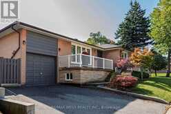 82 RENAULT CRESCENT | Toronto Ontario | Slide Image One
