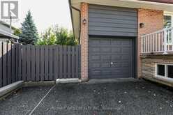 82 RENAULT CRESCENT | Toronto Ontario | Slide Image Forty-seven