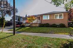 82 RENAULT CRESCENT | Toronto Ontario | Slide Image Forty-eight