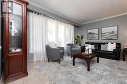 82 RENAULT CRESCENT | Toronto Ontario | Slide Image Nine