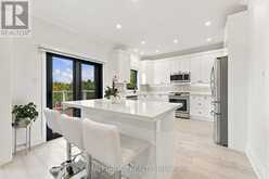 61 BARNWOOD DRIVE | Richmond Hill Ontario | Slide Image Eleven