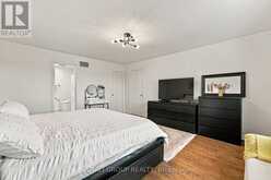 61 BARNWOOD DRIVE | Richmond Hill Ontario | Slide Image Twenty-four