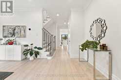 61 BARNWOOD DRIVE | Richmond Hill Ontario | Slide Image Eight