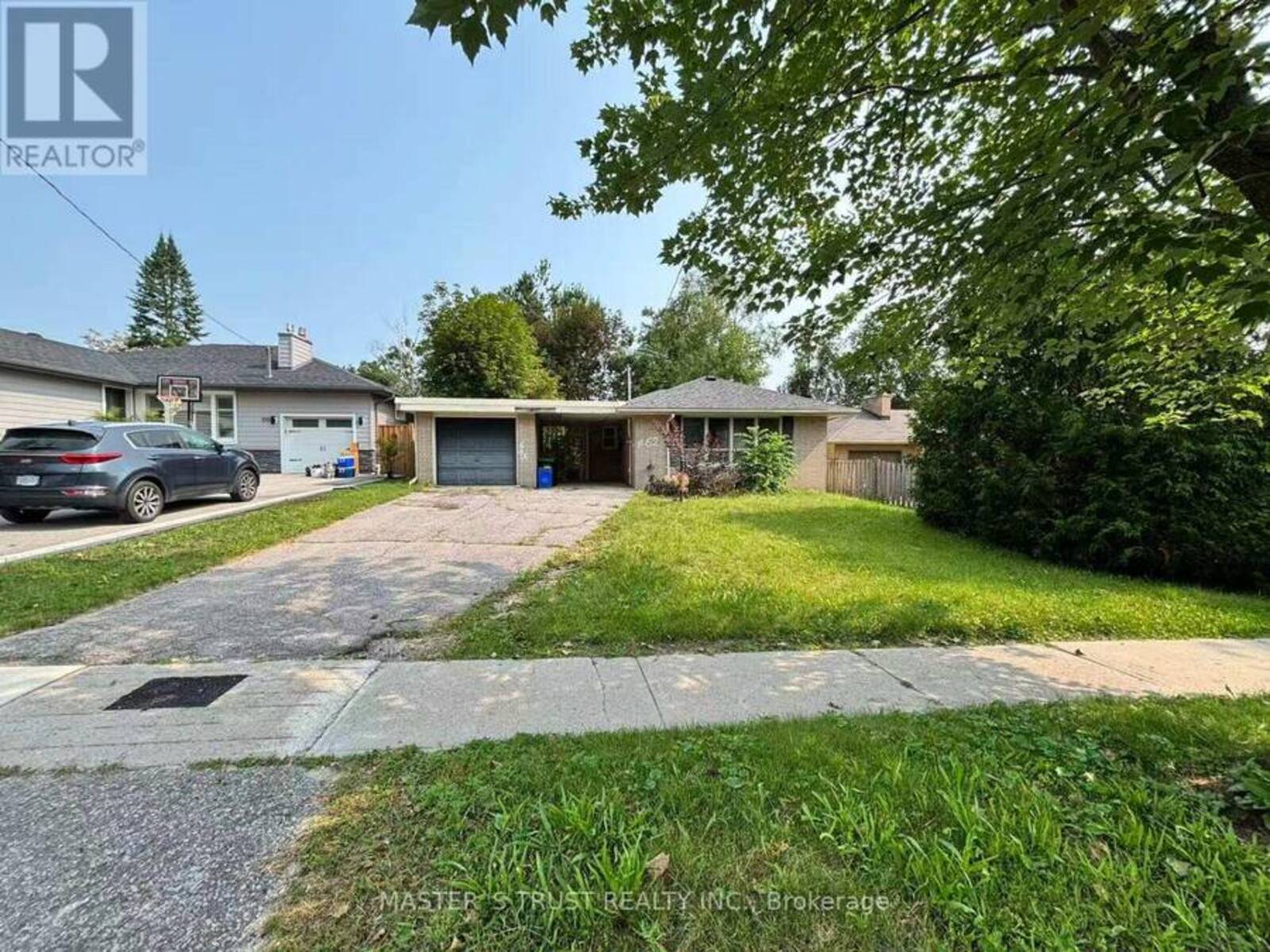 62 MELROSE AVENUE, Barrie, Ontario L4M 2A9