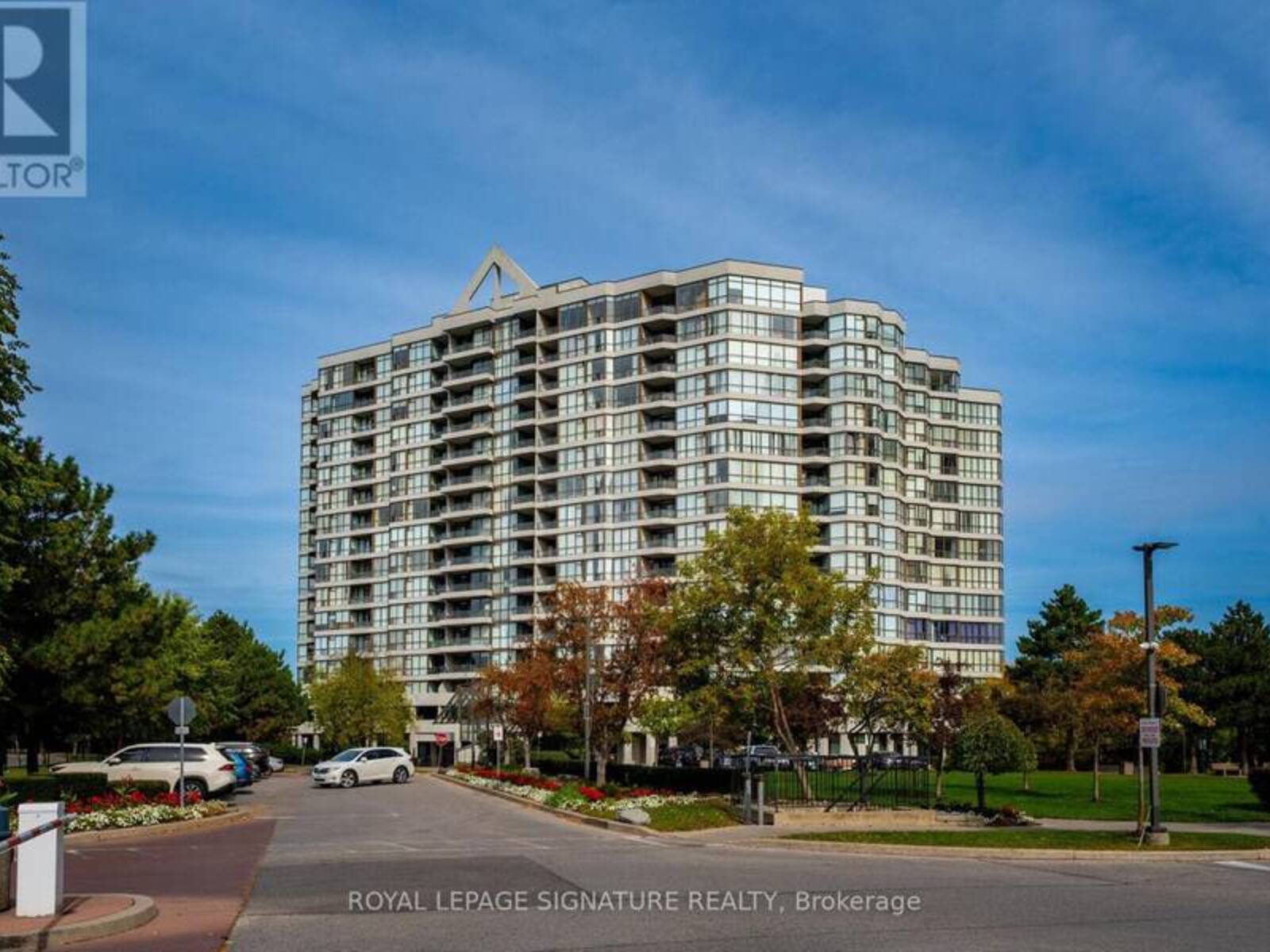 211 - 1 ROWNTREE ROAD, Toronto, Ontario M9V 5G7