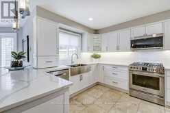 2080 MCKERLIE CRESCENT | Burlington Ontario | Slide Image Eleven