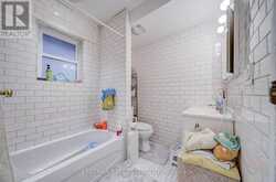 267 ALBANY AVENUE | Toronto Ontario | Slide Image Six