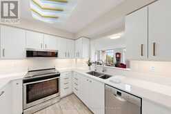 2416 - 100 BURLOAK DRIVE | Burlington Ontario | Slide Image Ten