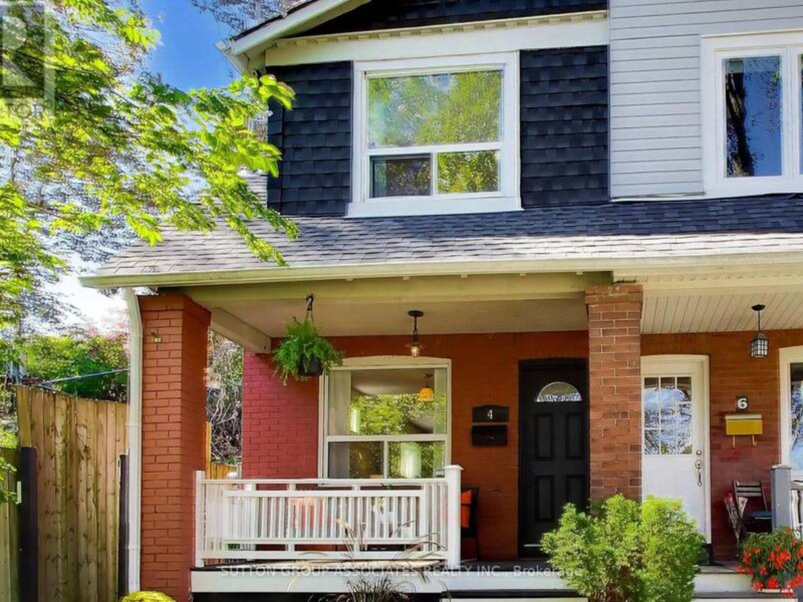 4 BELLHAVEN ROAD, Toronto, Ontario M4L 3J5