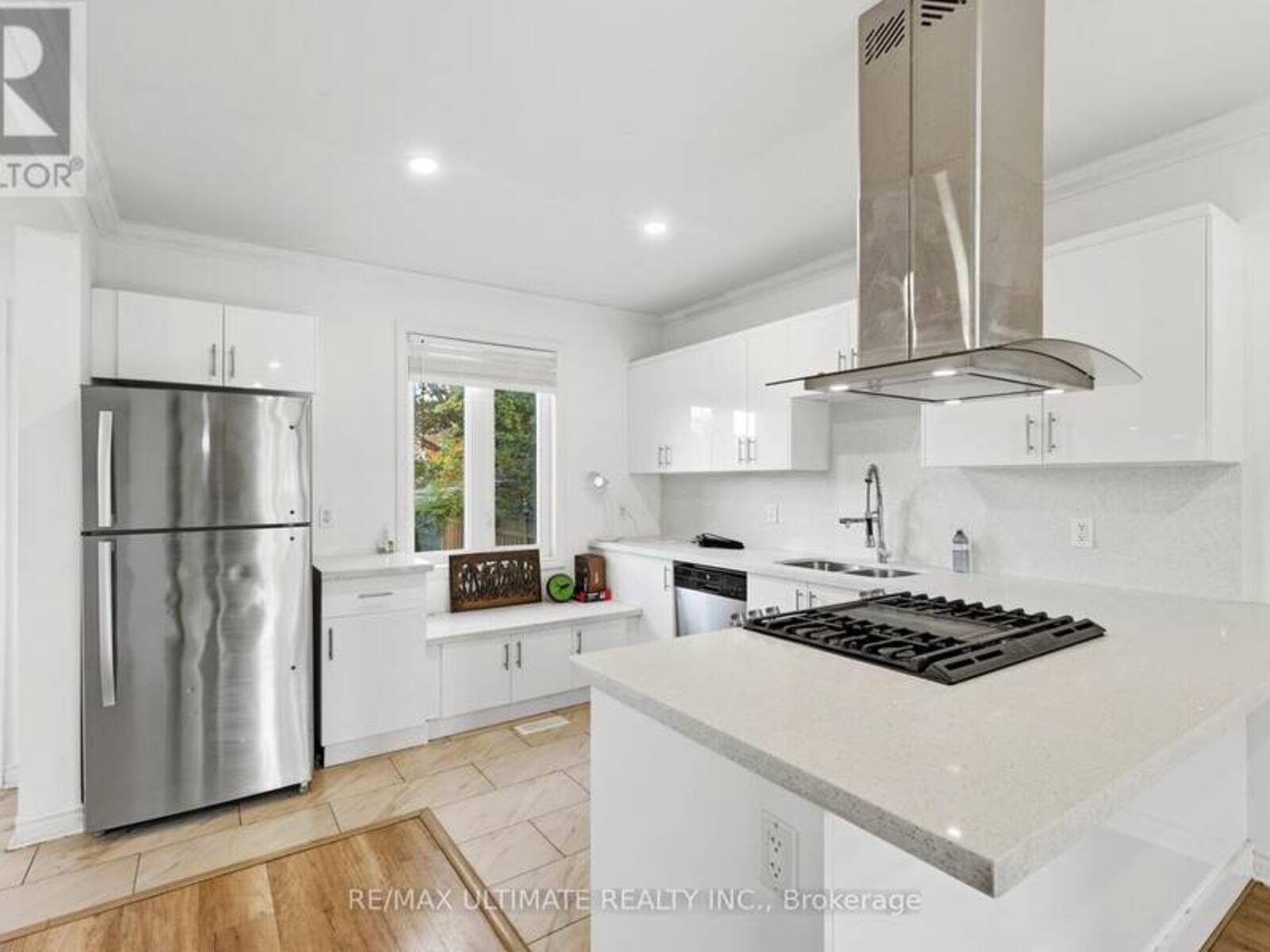 183 RITSON ROAD S, Oshawa, Ontario L1H 5H6