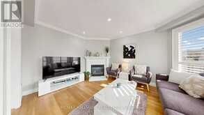 336 ST JOAN OF ARC AVENUE | Vaughan Ontario | Slide Image Seven