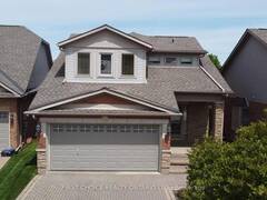 6 FOREST LINK COURT New Tecumseth Ontario, L9R 2A1