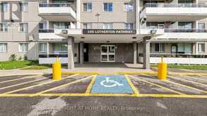 904 - 100 LOTHERTON PATHWAY | Toronto Ontario | Slide Image Six