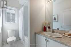 393 KENNEDY CIRCLE W | Milton Ontario | Slide Image Twenty
