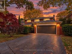 213 THE KINGSWAY Toronto Ontario, M9A 5A3
